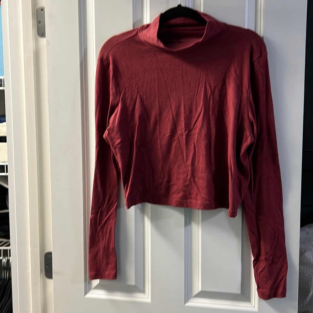 Cropped Turtle neck teeshirt